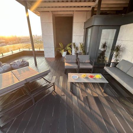 Apartamento The Penthouse Kiev Exterior foto