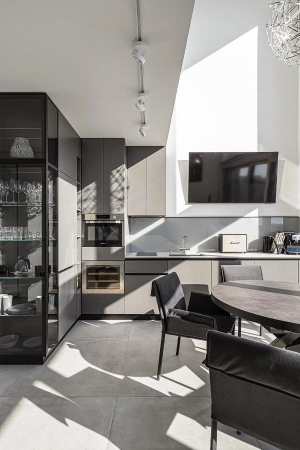 Apartamento The Penthouse Kiev Exterior foto