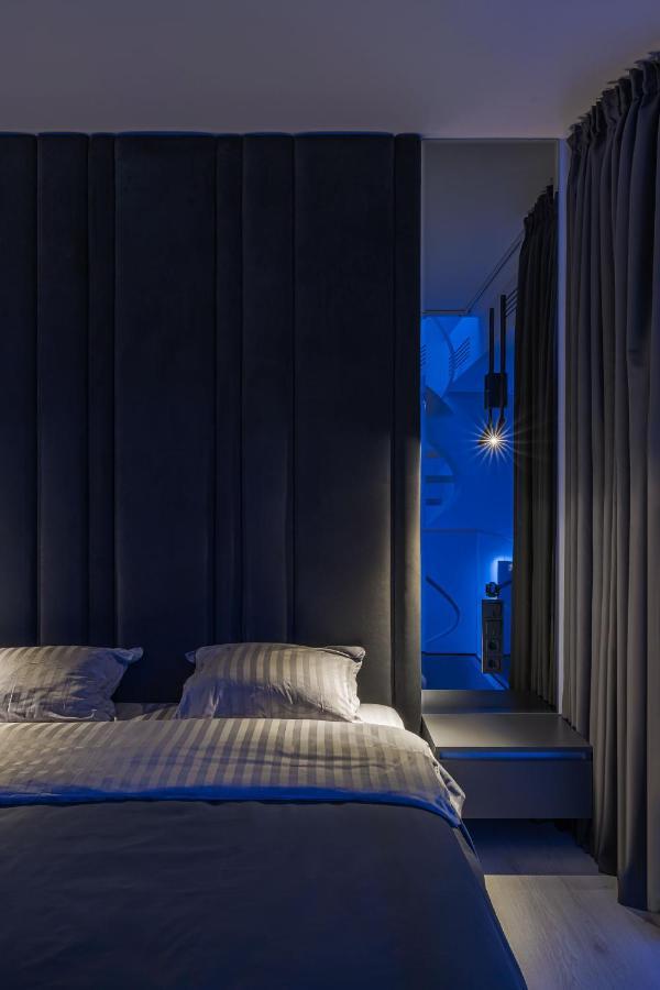 Apartamento The Penthouse Kiev Exterior foto