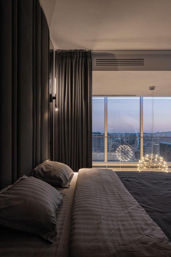 Apartamento The Penthouse Kiev Exterior foto