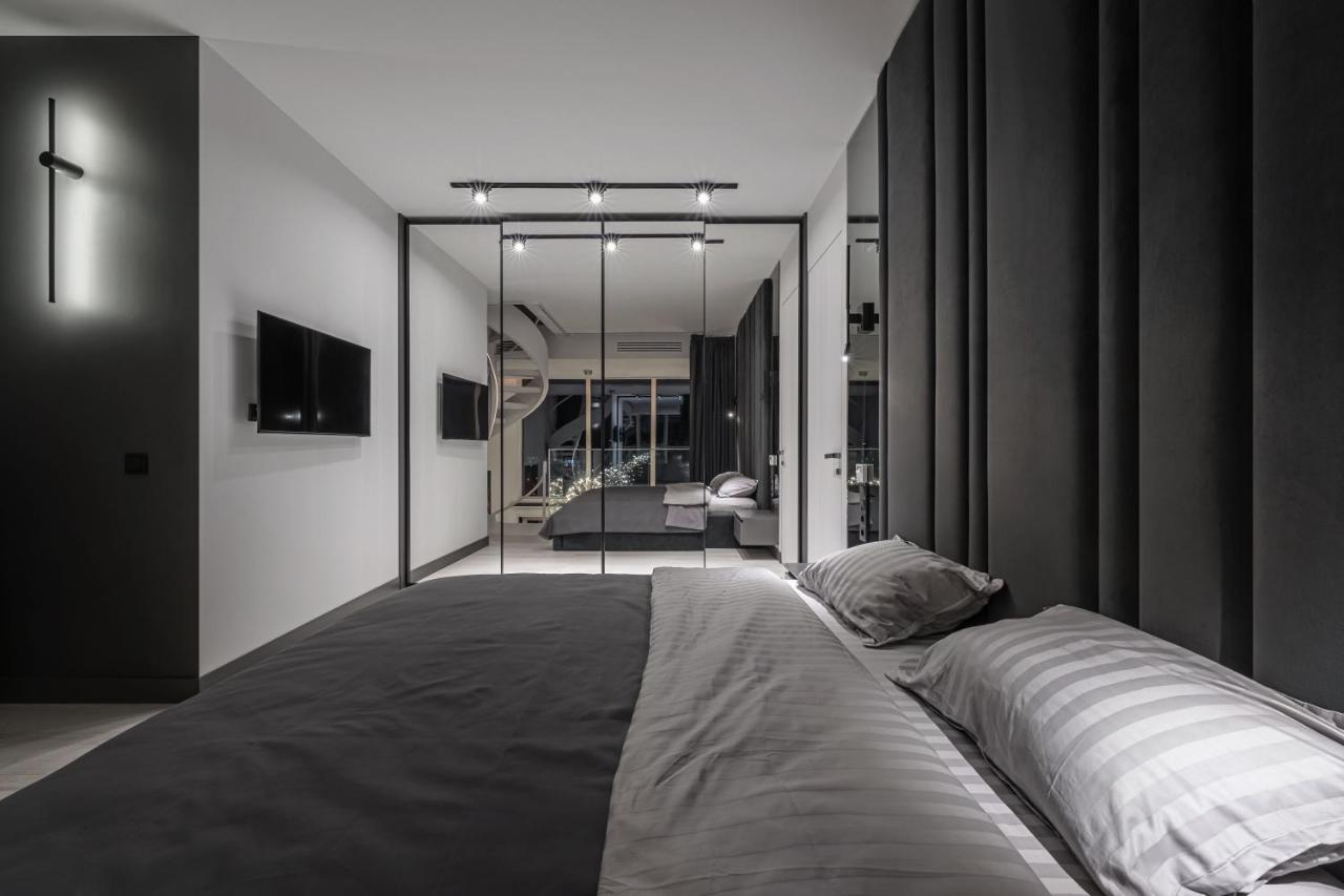 Apartamento The Penthouse Kiev Exterior foto
