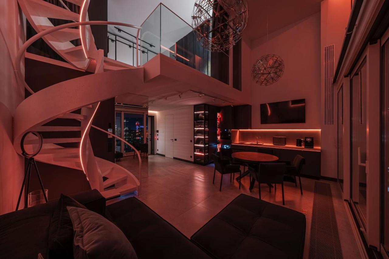 Apartamento The Penthouse Kiev Exterior foto