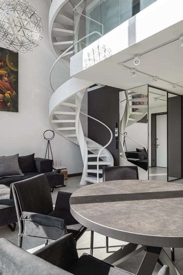 Apartamento The Penthouse Kiev Exterior foto
