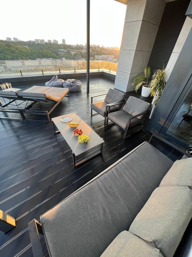 Apartamento The Penthouse Kiev Exterior foto