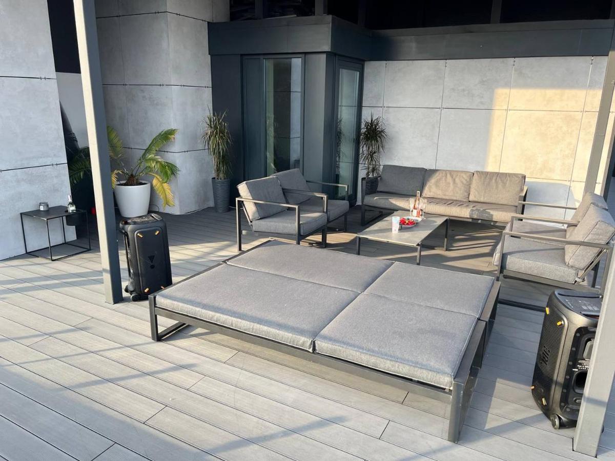 Apartamento The Penthouse Kiev Exterior foto